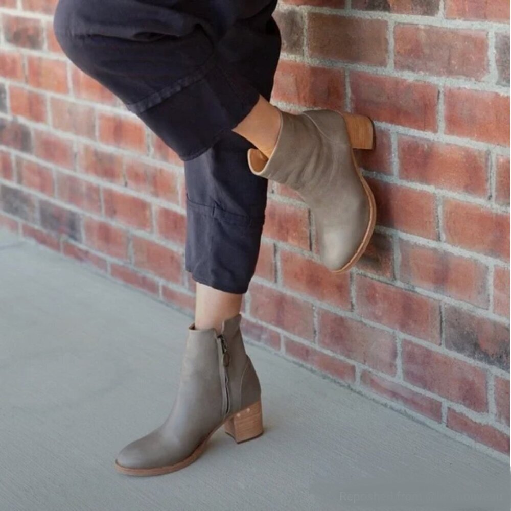 Beek Leather Ankle Boots Size 7